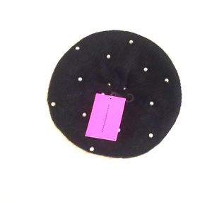 Betsey Johnson black beret w/ pearl embellishments